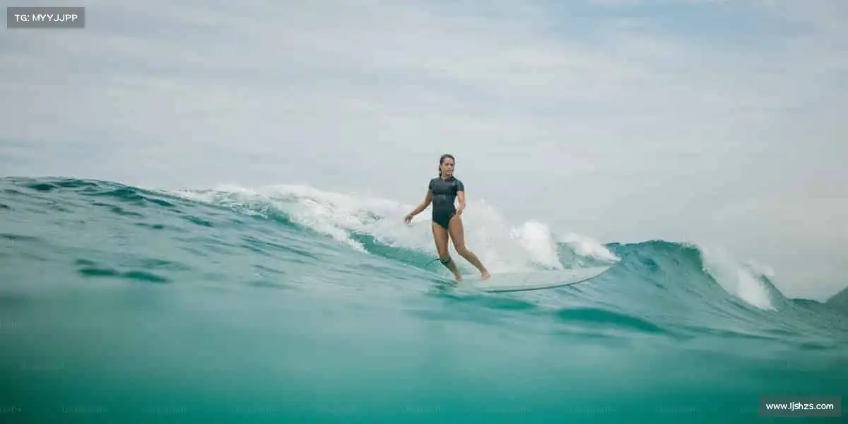 <strong>优游UB8公司</strong>⚽绿茵场点燃激情，每一次射门都是梦想的冲锋！